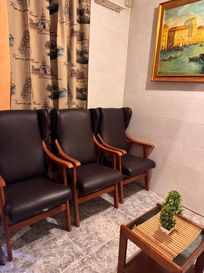 Bonita Habitacion En Chalet Βαρκελώνη Εξωτερικό φωτογραφία